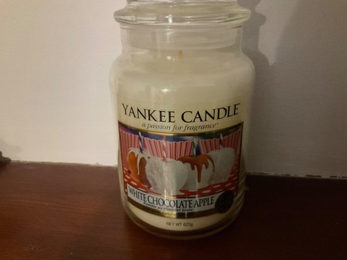 Yankee candle white - candle,